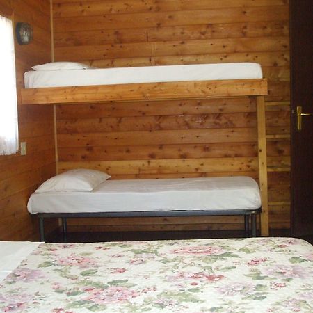 Camping Azzurro Bracciano  Extérieur photo
